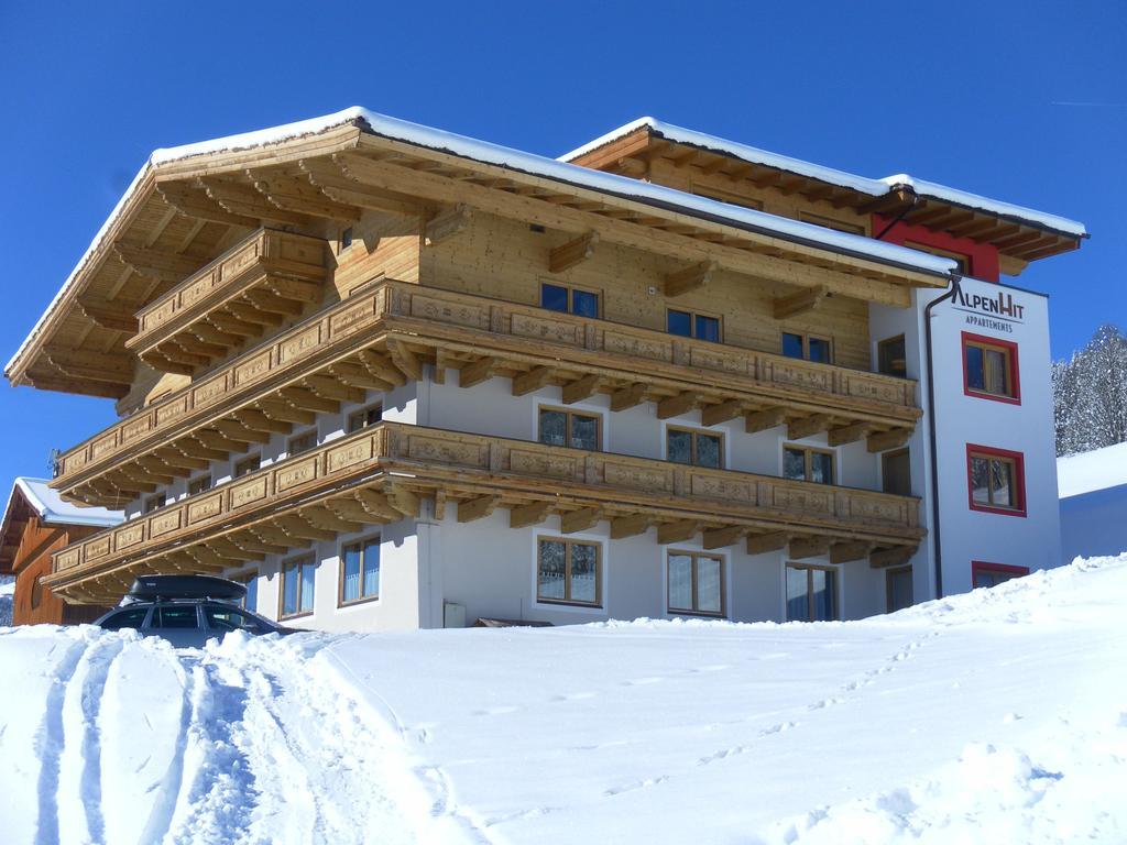 Ferienwohnung AlpenHit Saalbach Exterior foto